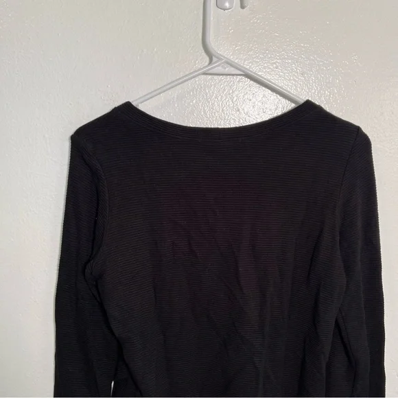 Red Haute Crewneck Sweater Black Asymmetric Hem M - Picture 6 of 8